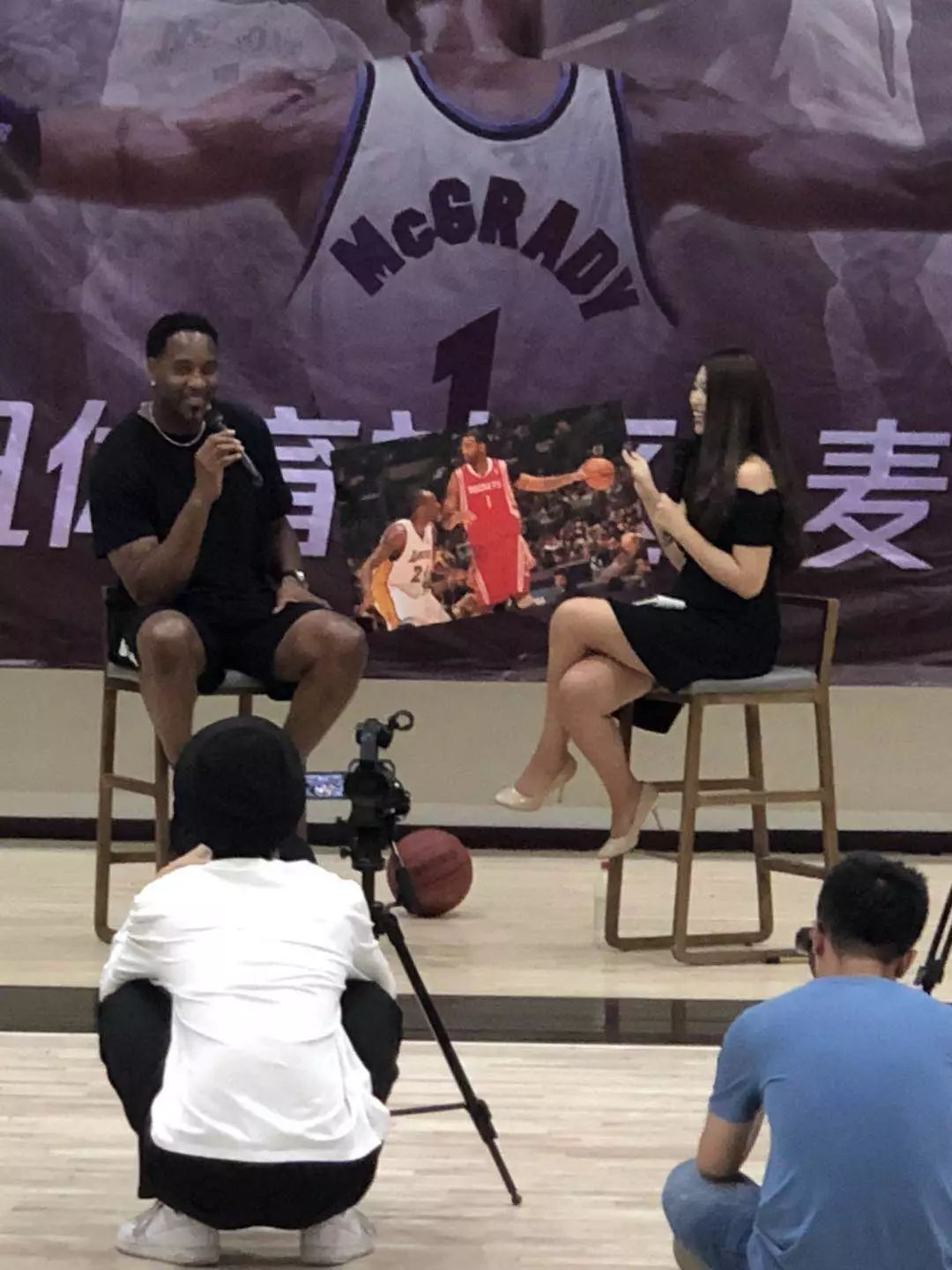 电讯报：萨拉赫吸引多家沙特俱乐部关注，预计下个月正式报价