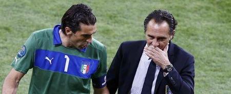 多半好评的肉鸽老头环卖出350万份，联机PVE玩法“又臭又香”？