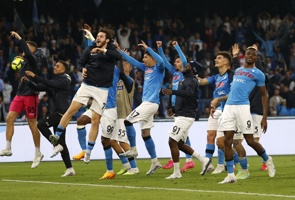 日本职棒：读卖巨人队强打冈本和真透露已递交 2026 年底挑战 MLB 的意向书