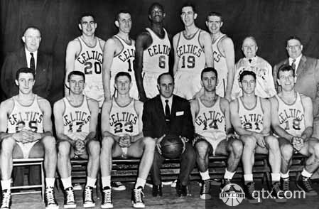 惨不忍睹！快船背靠背0胜5负，关键时刻比赛2胜9负