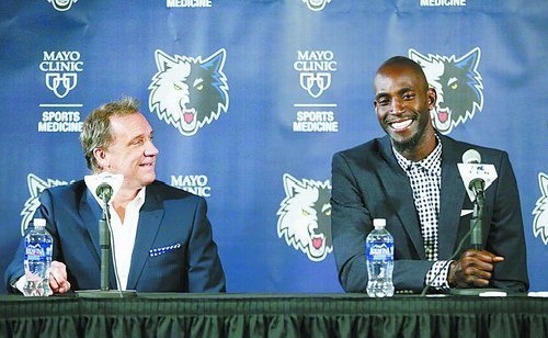 解析多伦多蓝鸟队如何利用加拿大全境的关注度建立商业垄断优势